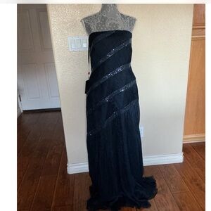 NWT TADASHI Collection Embellished Navy Strapless Silk Formal Dress